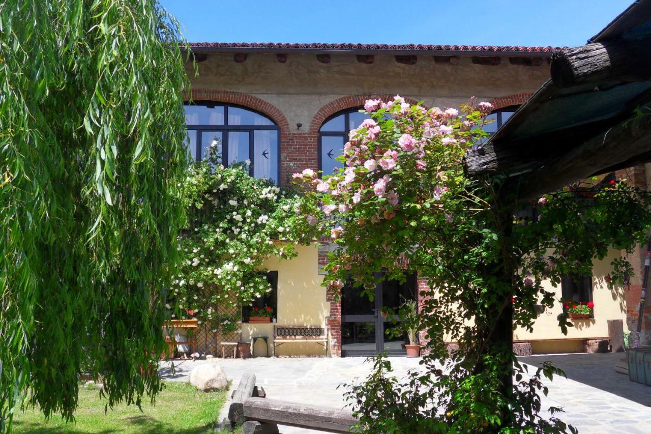 B&B Cascina Marie Bricherasio Bagian luar foto